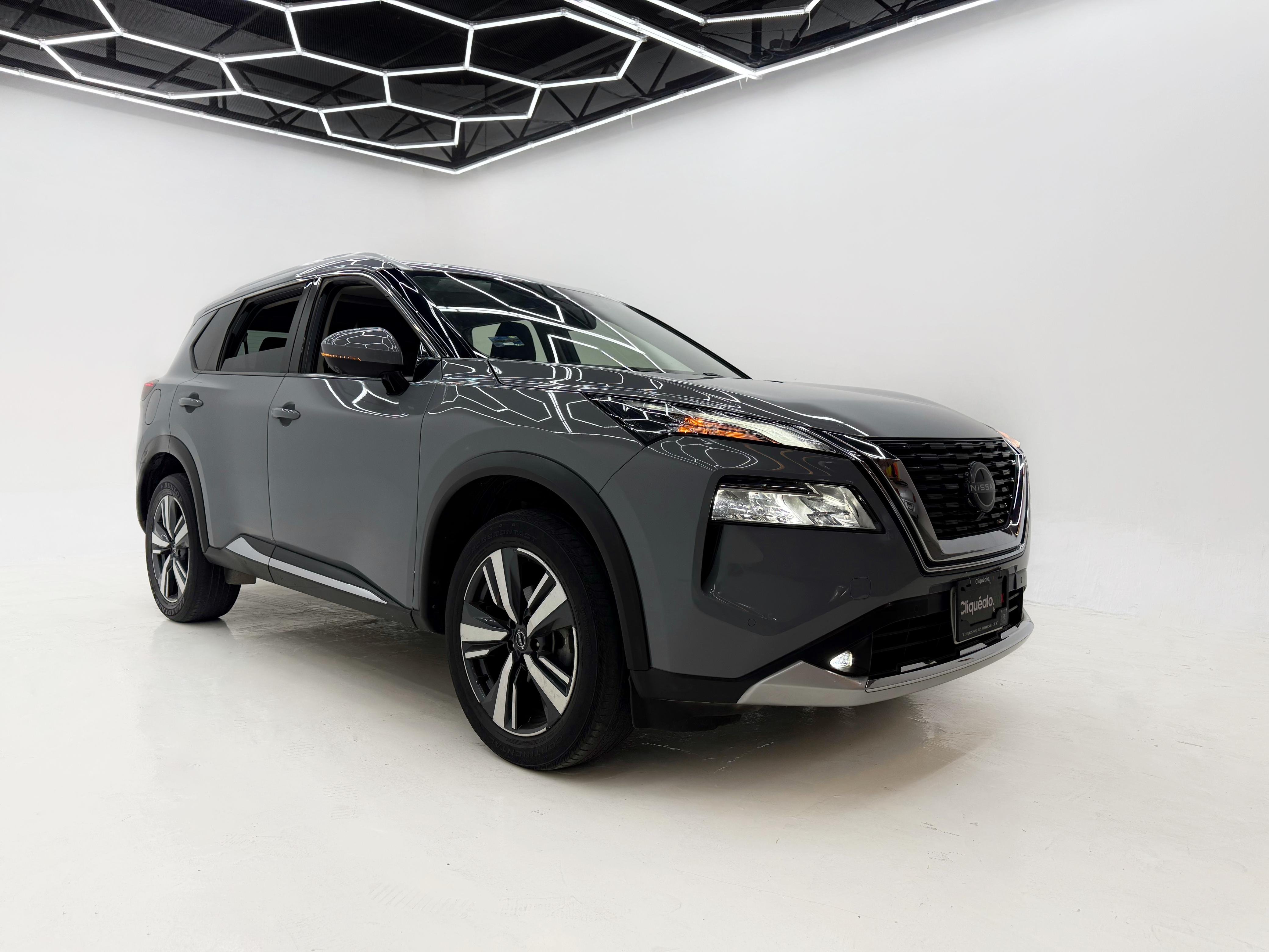 2023 nissan  X-trail 2.5 Platinum 2 Row Cvt