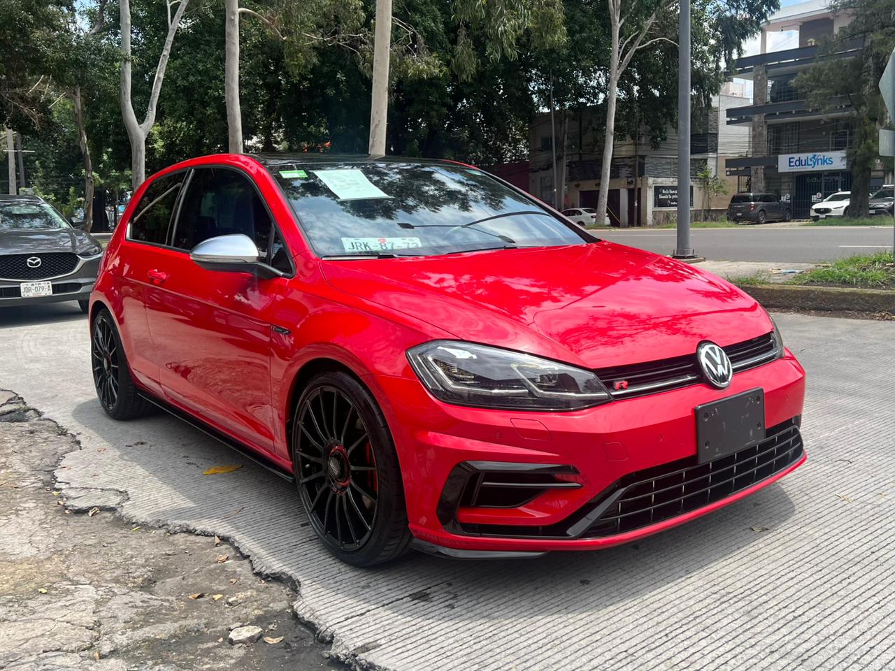 2019 volkswagen Golf R 
