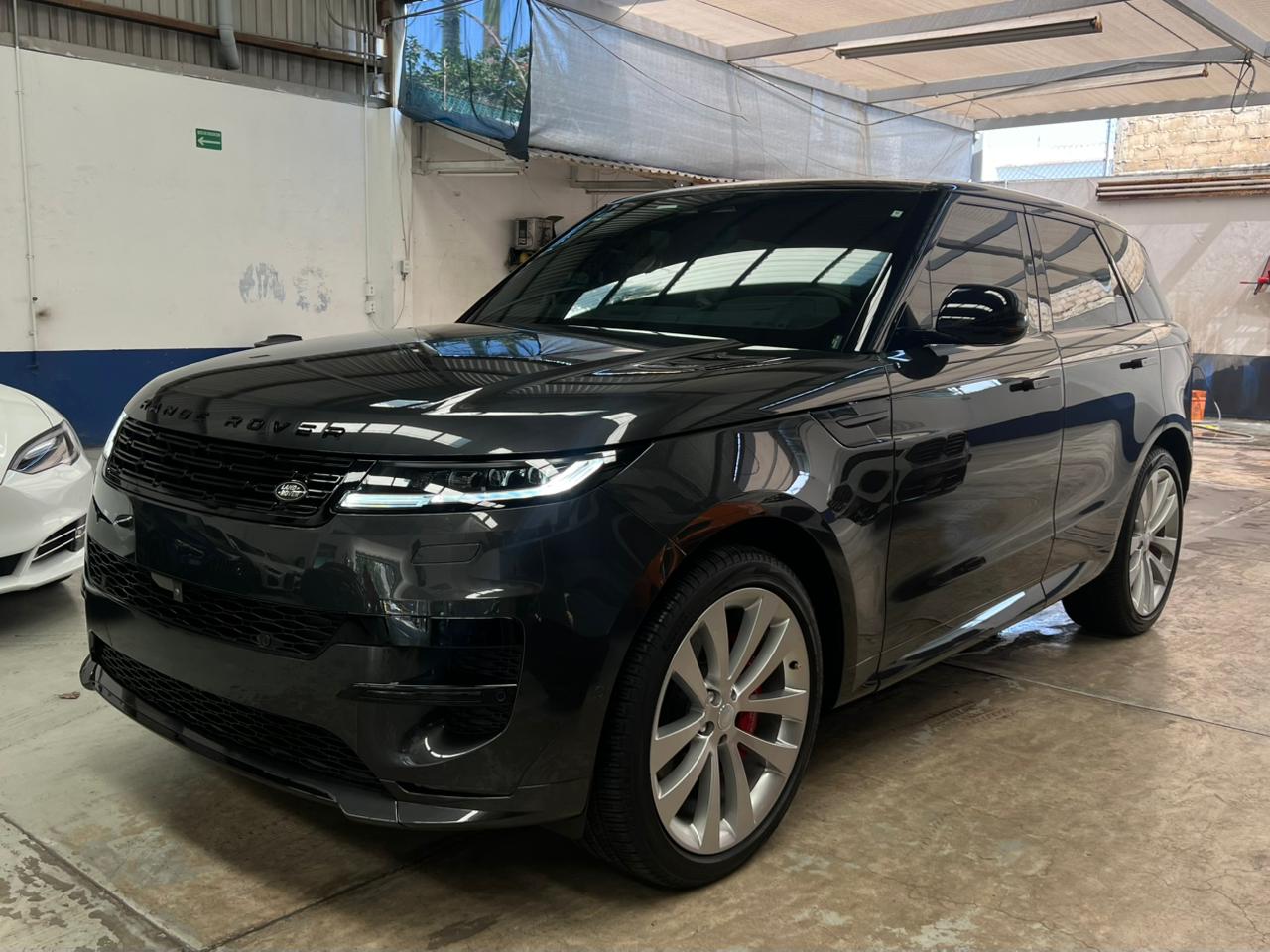 2023 land-rover Range Rover Sport Dynamic HSE