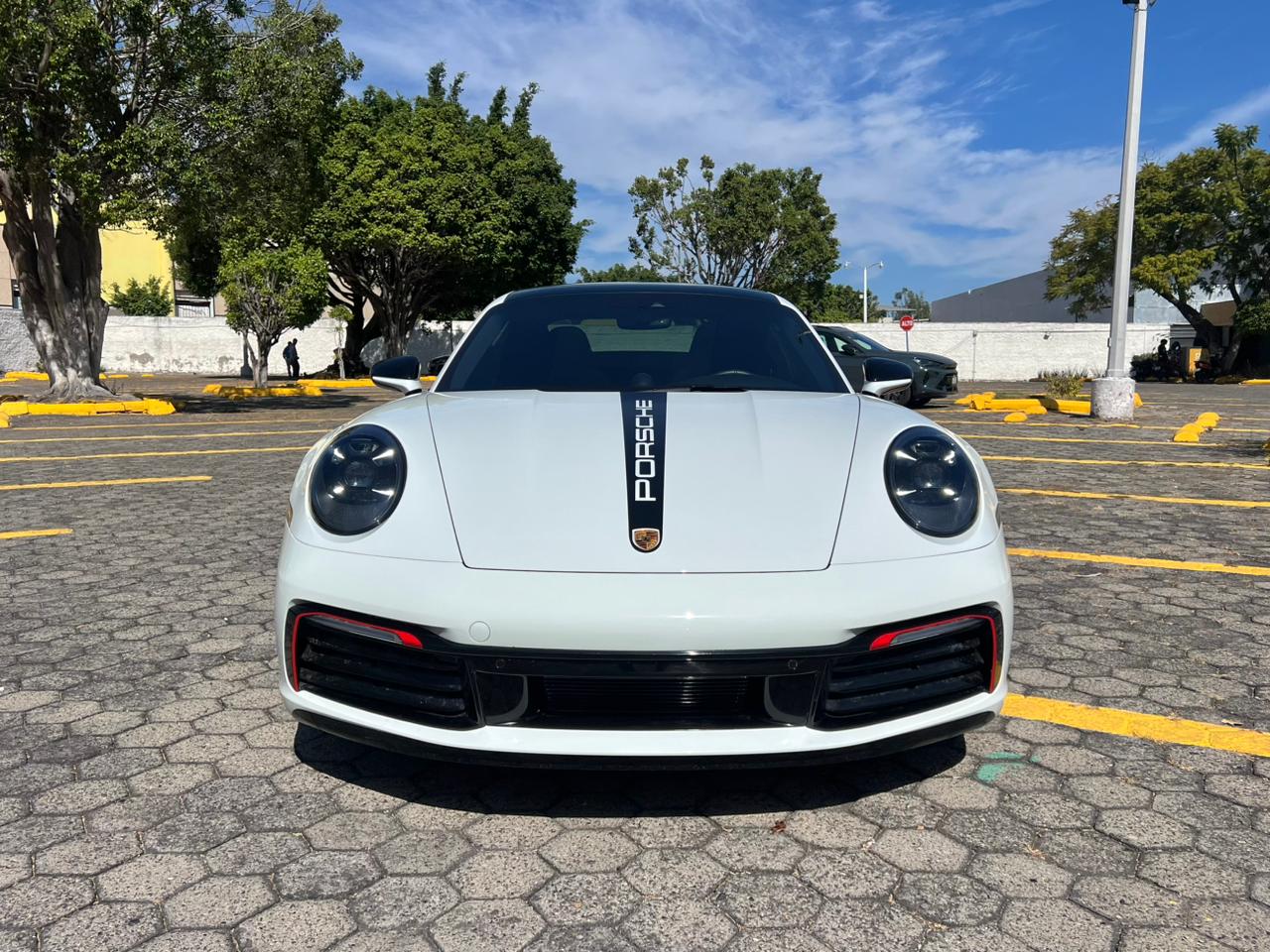 2021 porsche 911 CARRERA S 