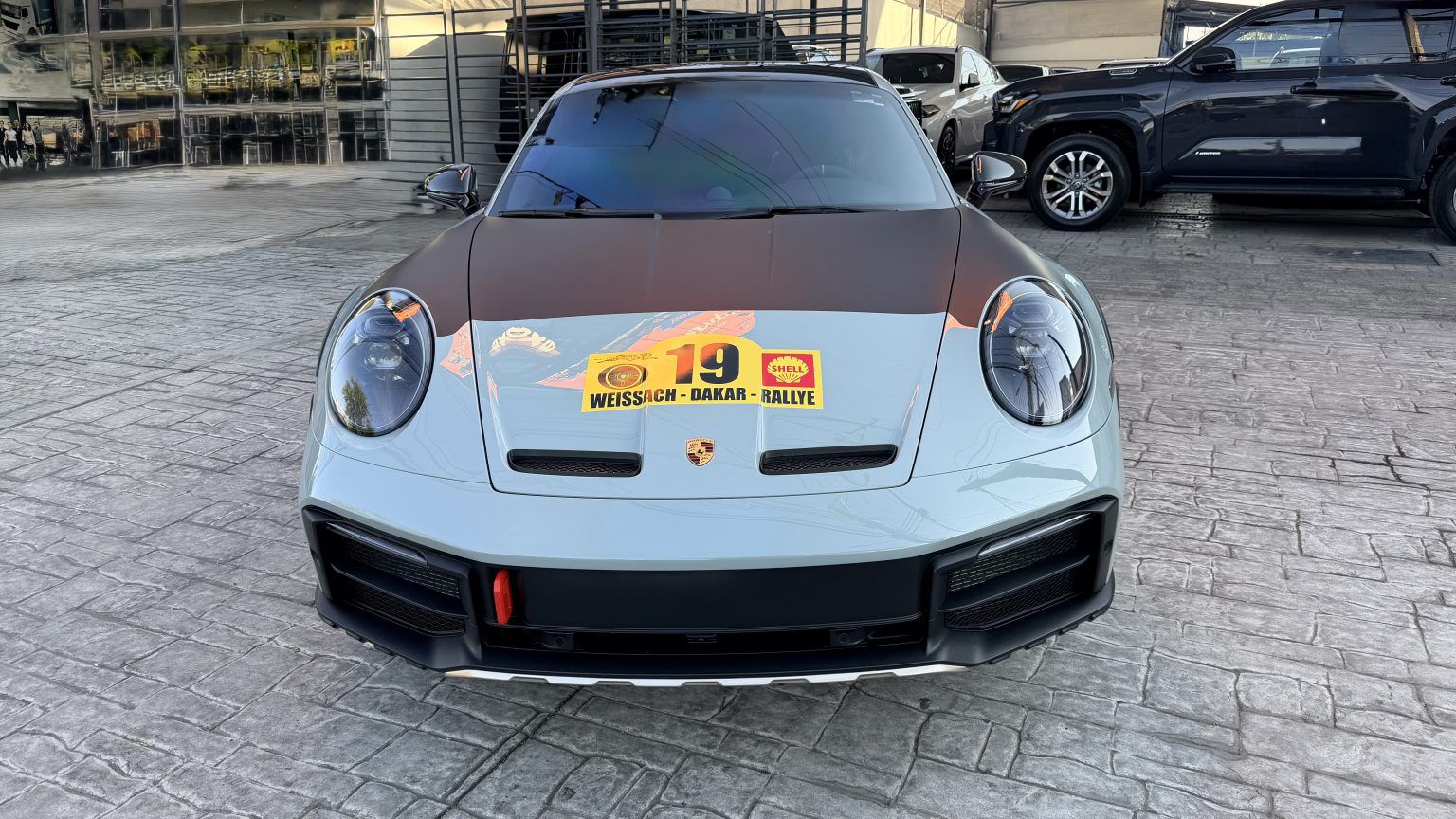 2024 porsche 911 DAKAR