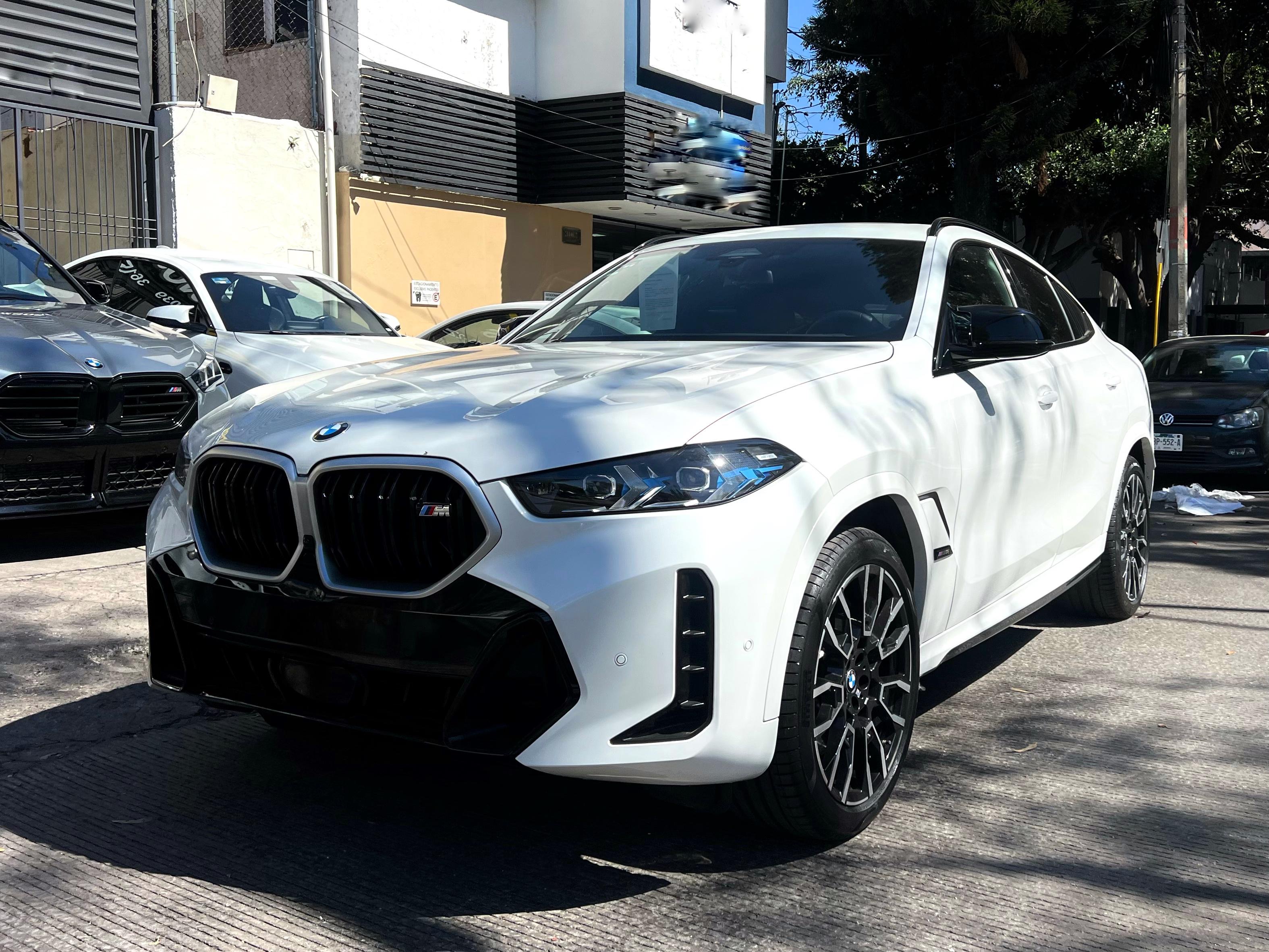 2025 bmw X6 M40