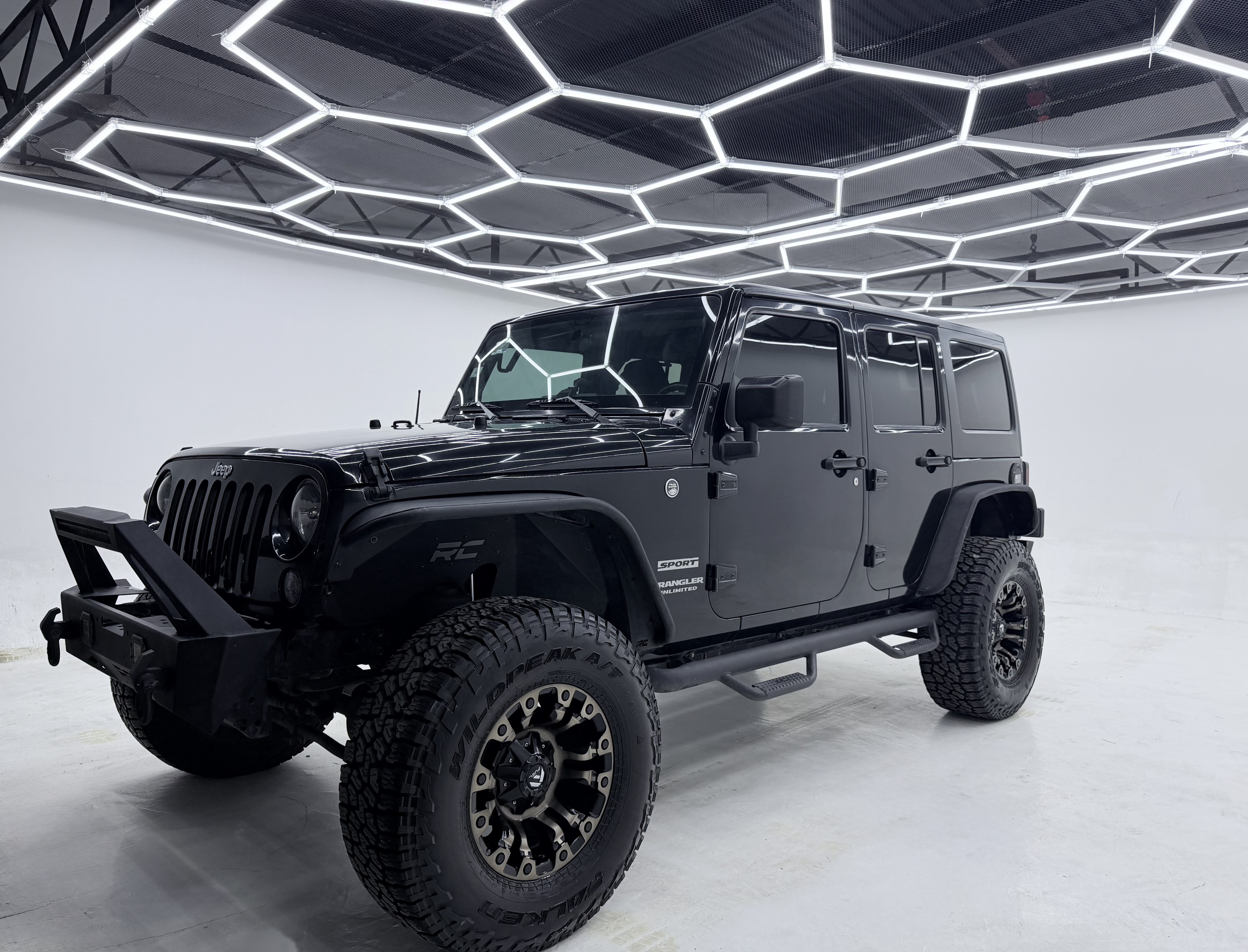 2016 jeep Sahara Unlimited 4x4